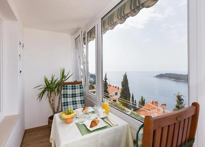 Διαμέρισμα Precious View *